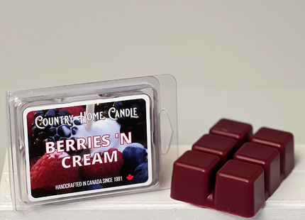 Country Home Candle - Berries 'N Cream