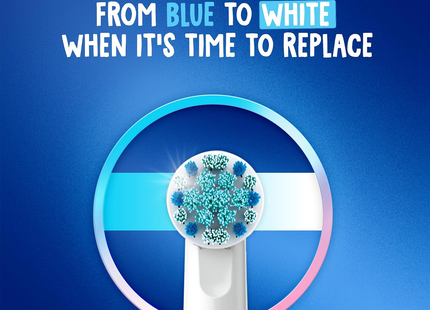 Oral-B - Kids Battery Powered Toothbrush with Colour Changing Bristles | Extra Soft Bristle