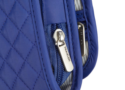 Travelon - Trifold Hanging Toiletry Case