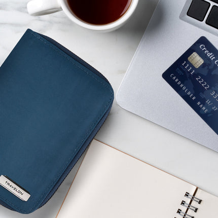Travelon - Portefeuille zippé pour passeport avec blocage RFID